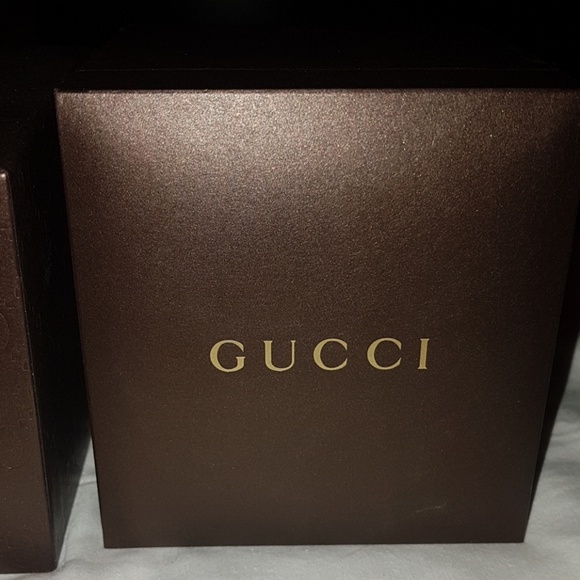 Watch - Picture 2 of 5